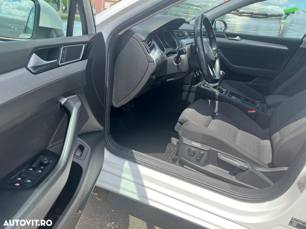 Volkswagen Passat 2.0 TDI DSG Advance - 11