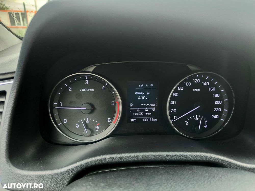 Hyundai Elantra 1.6 CRDI Highway - 15