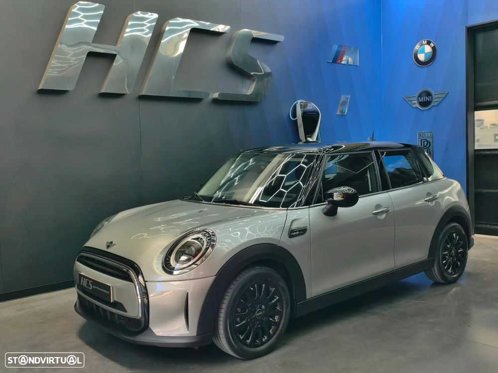 MINI 5 Portas Cooper Camden Edition Auto - 26