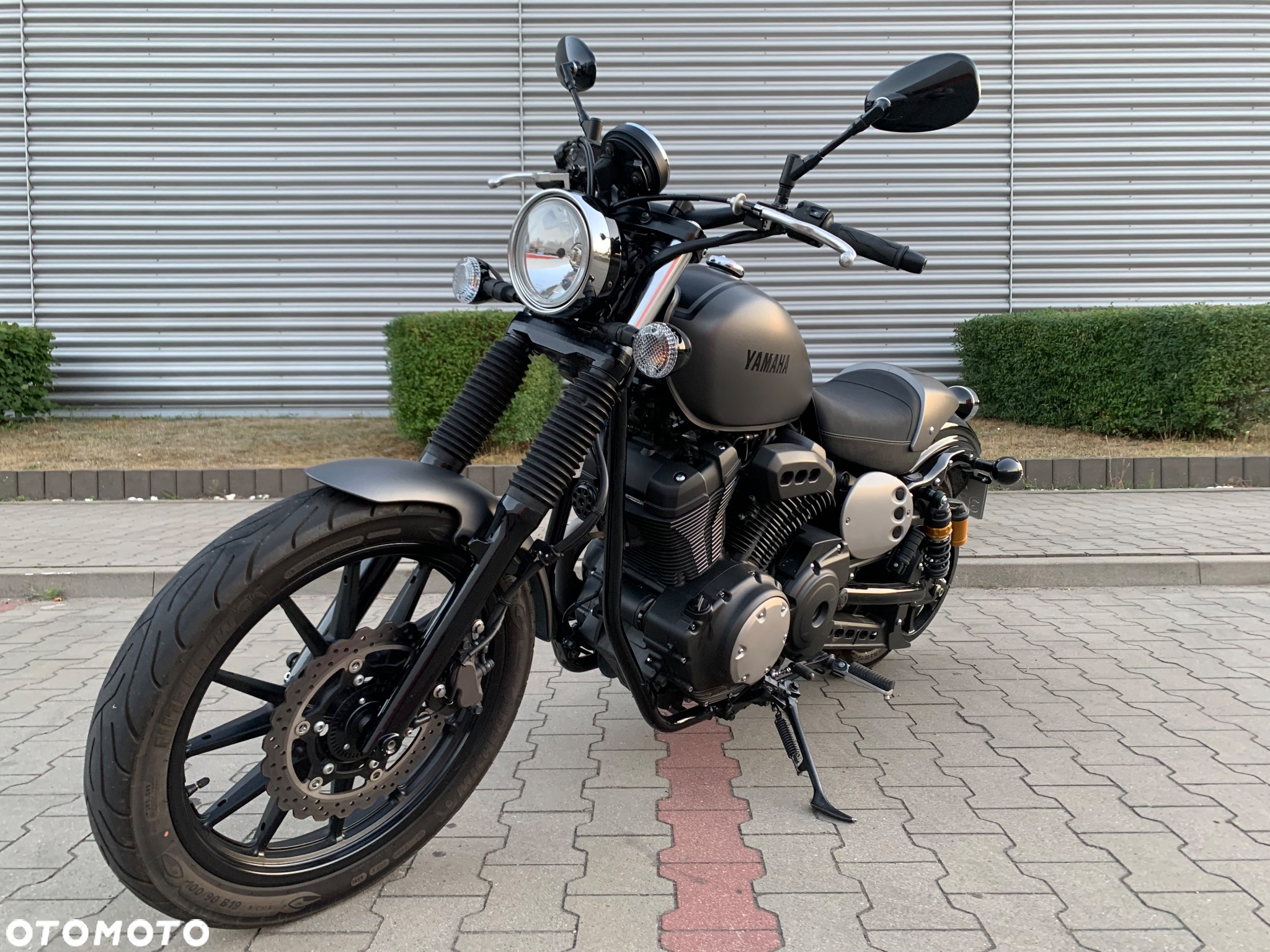 Yamaha XVS - 6