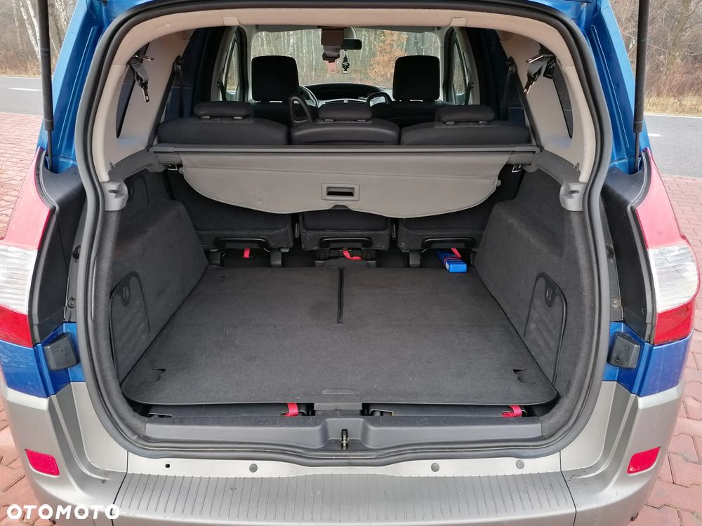 Renault Grand Scenic 2.0 16V Avantage - 28
