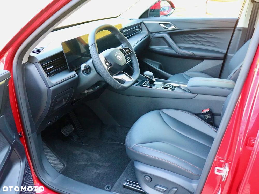 MG HS 1.5 T-GDI Exclusive DCT - 9