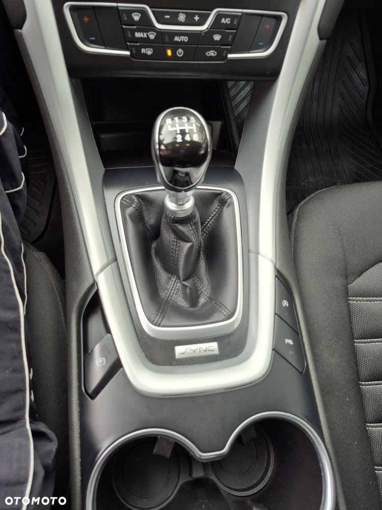 Ford Mondeo - 7