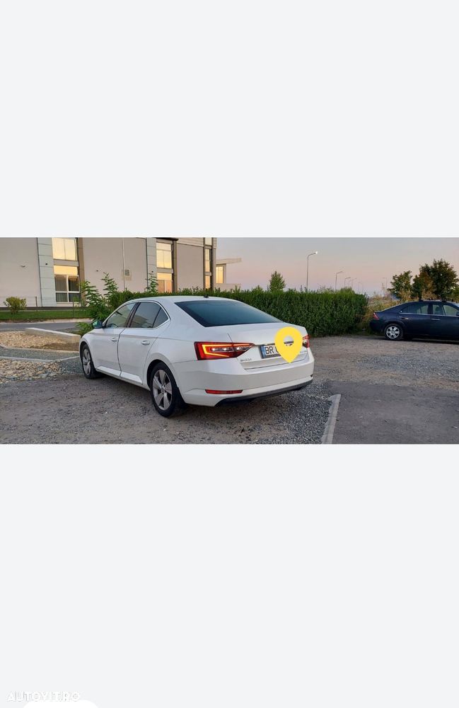 Skoda Superb 1.6 TDI DSG Style - 2