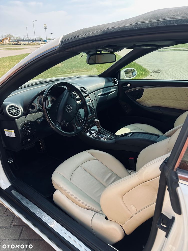 Mercedes-Benz CLK - 7
