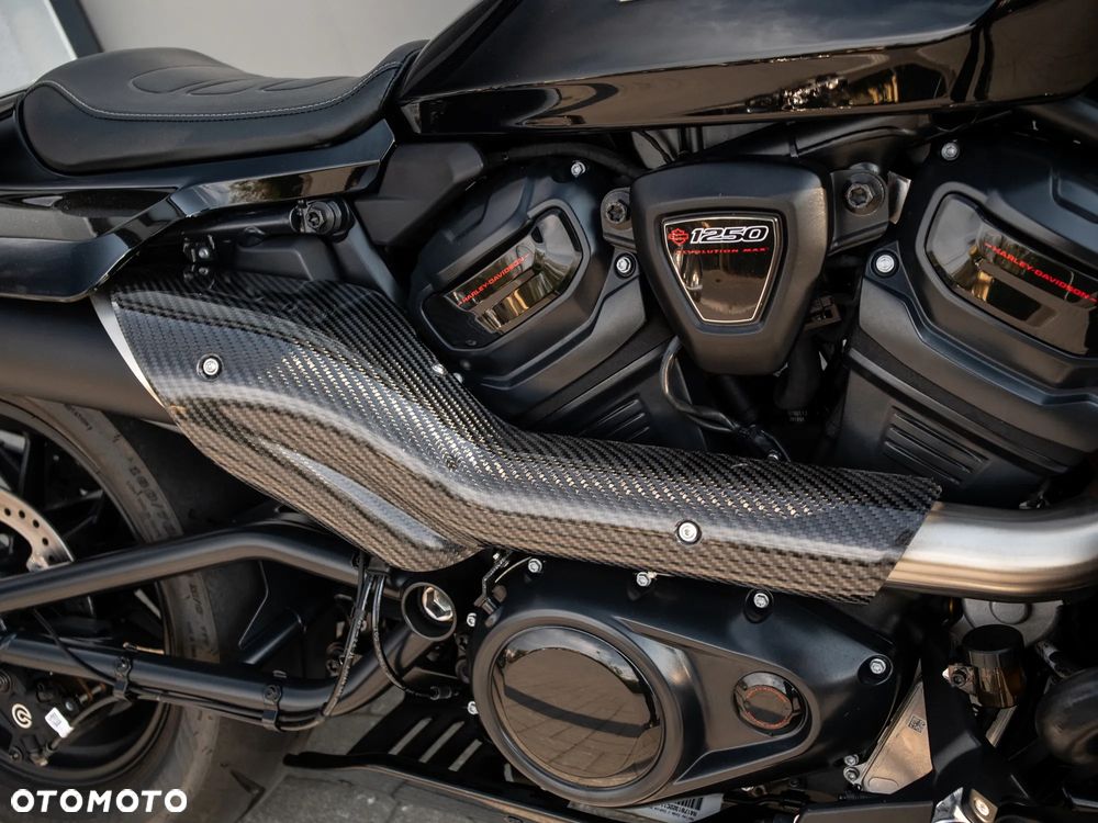 Harley-Davidson Sportster - 13