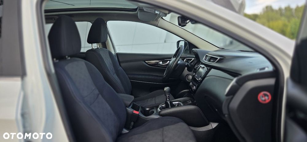 Nissan Qashqai 1.5 dCi DPF 360 - 20