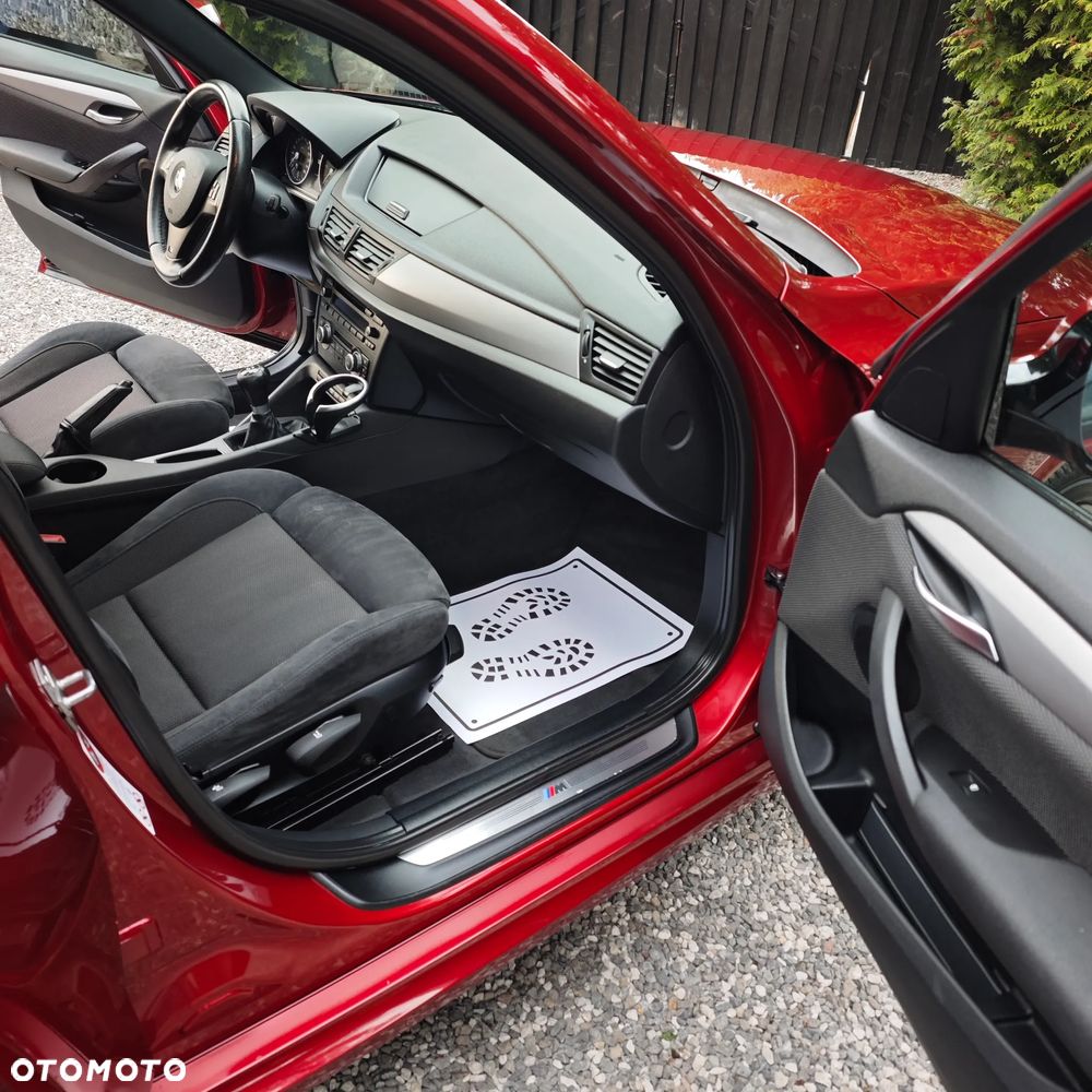 BMW X1 xDrive18d - 11