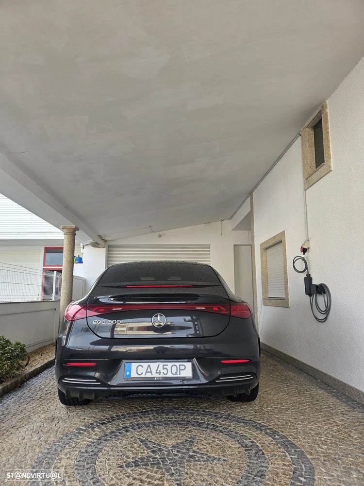 Mercedes-Benz EQE - 7