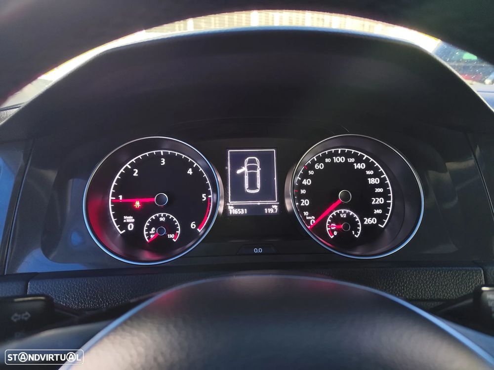 VW Golf Variant 1.6 TDi Confortline - 22