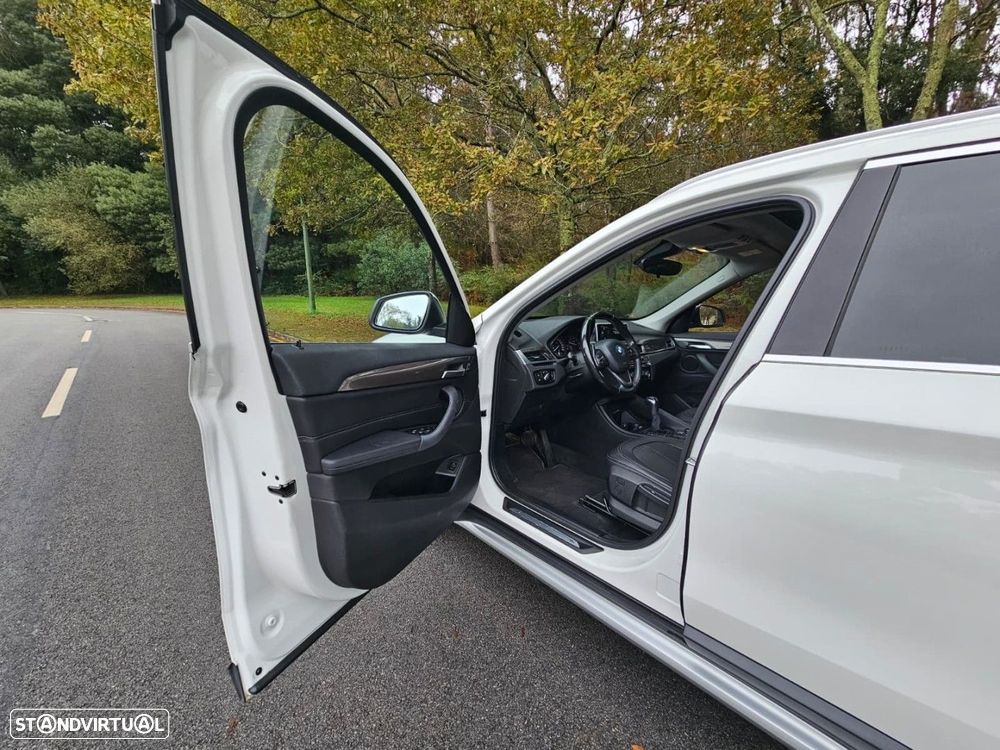 BMW X1 xDrive25d Aut. Sport Line - 7
