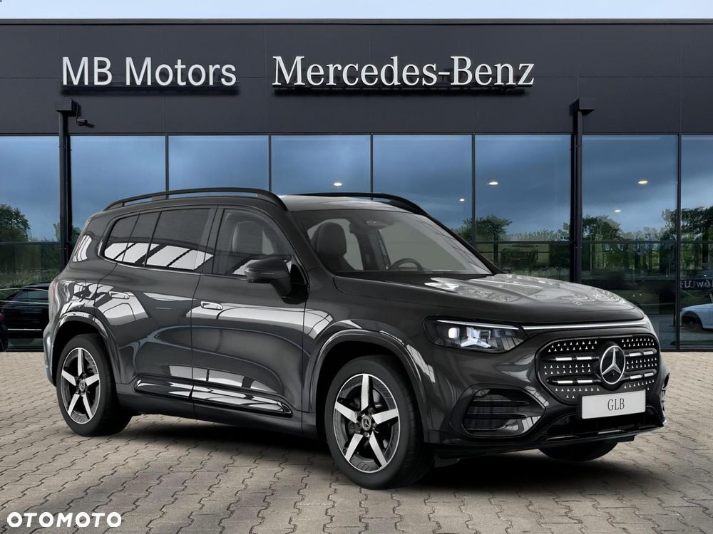 Mercedes-Benz GLB - 4