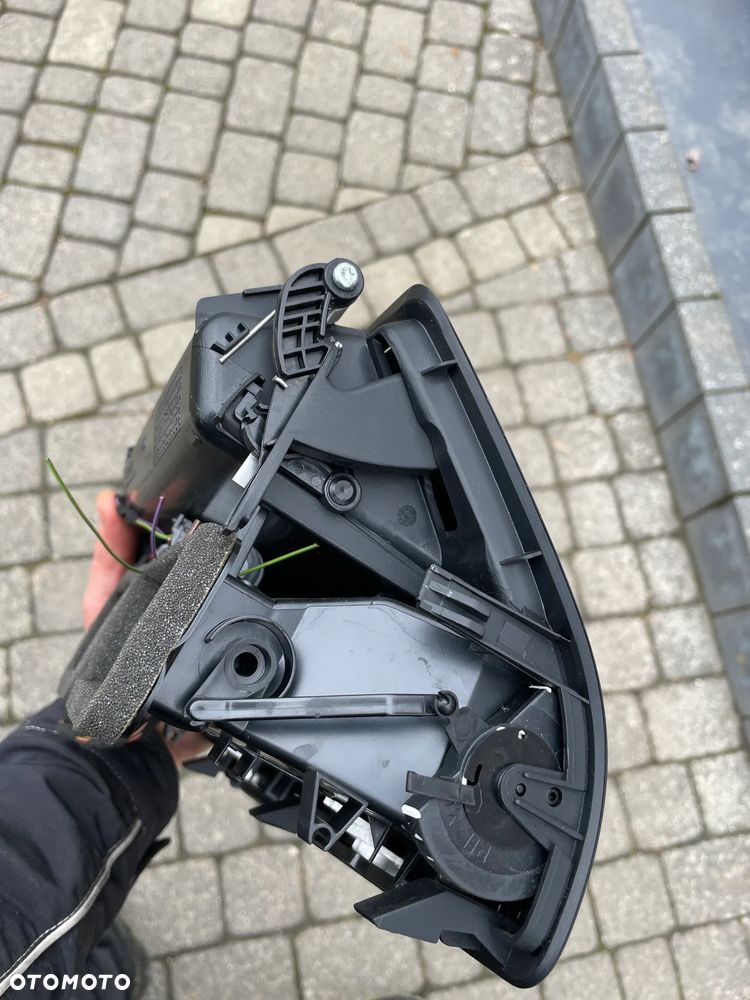 SKODA OCTAVIA II LISTWY DEKORY RAMKA KONSOLI KRATKI NAWIEWU Europa - 11