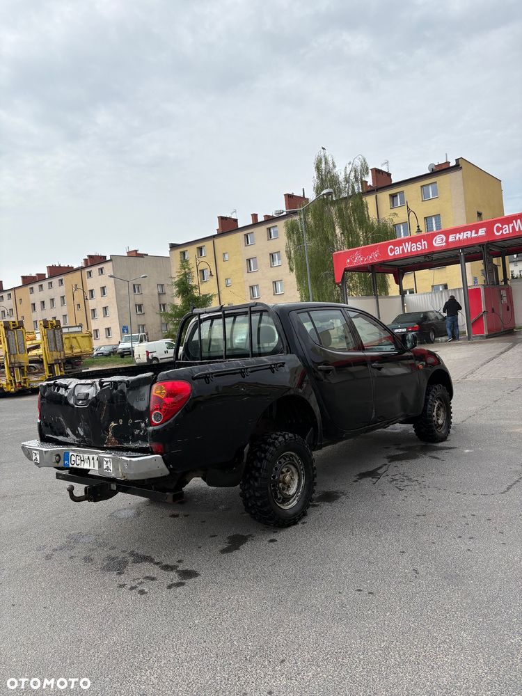 Mitsubishi L200 - 3