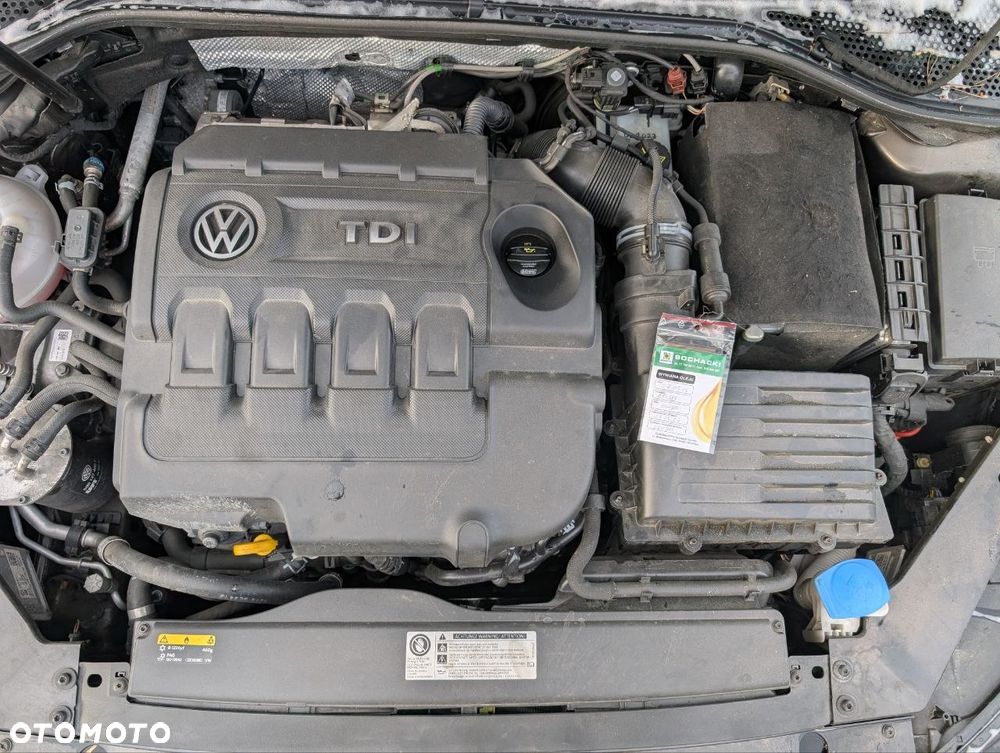 Volkswagen Passat 2.0 TDI BMT Highline DSG - 16