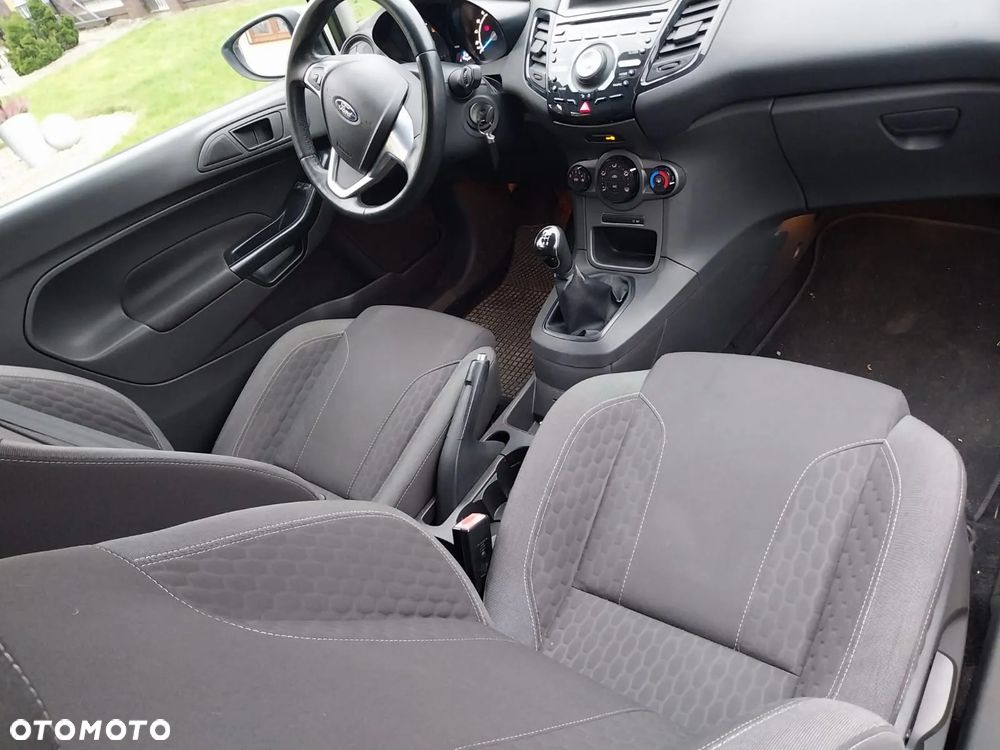 Ford Fiesta - 18