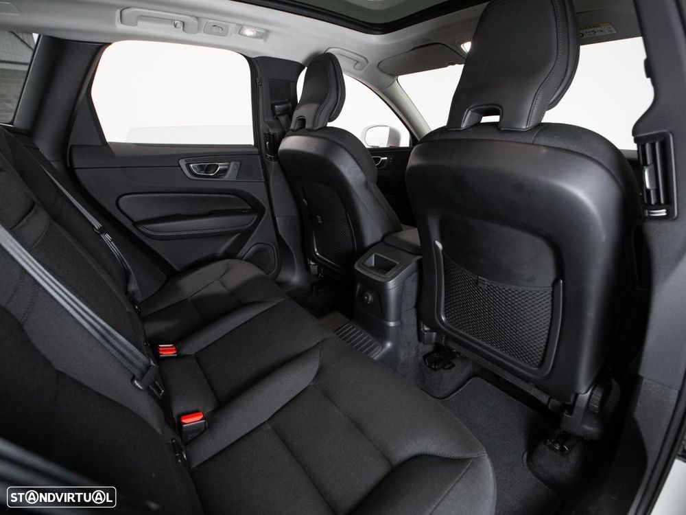 Volvo XC 60 2.0 T6 PHEV Inscription Expression AWD - 12