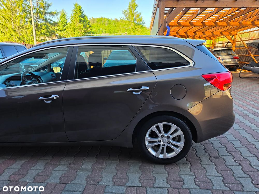 Kia Ceed 1.6 CRDi 128 ISG Spirit - 13