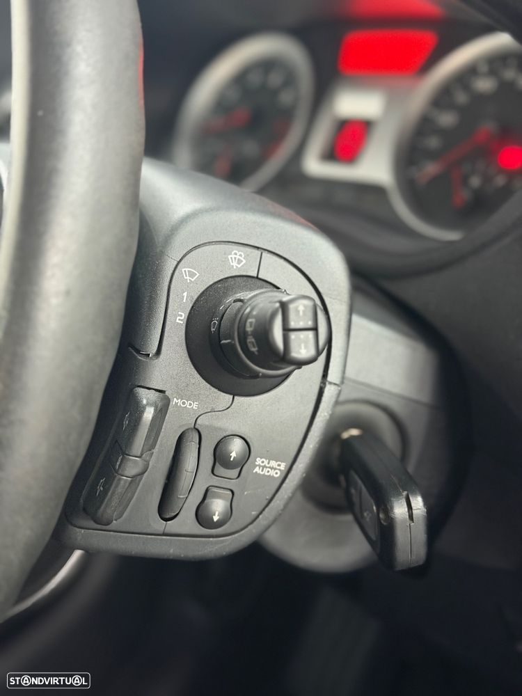 Renault Clio 1.2 16V Dynamique - 22