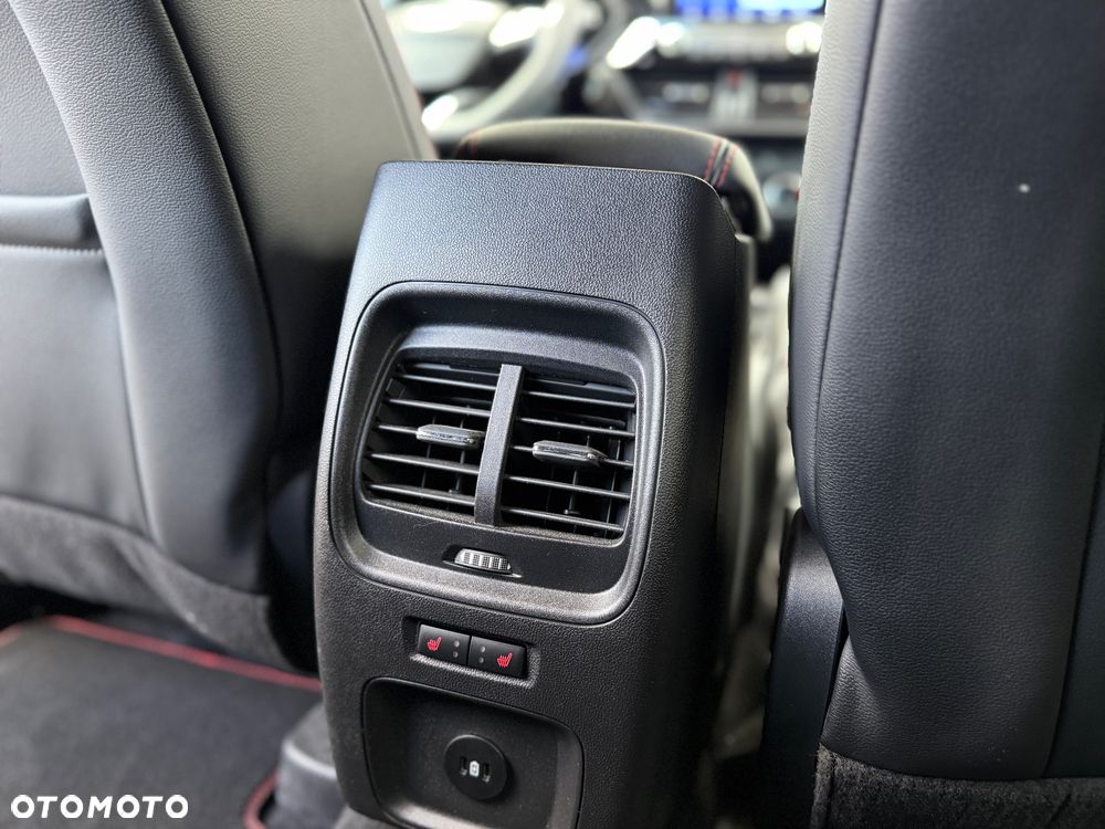 Ford Kuga 2.5 FHEV AWD ST-Line X - 37