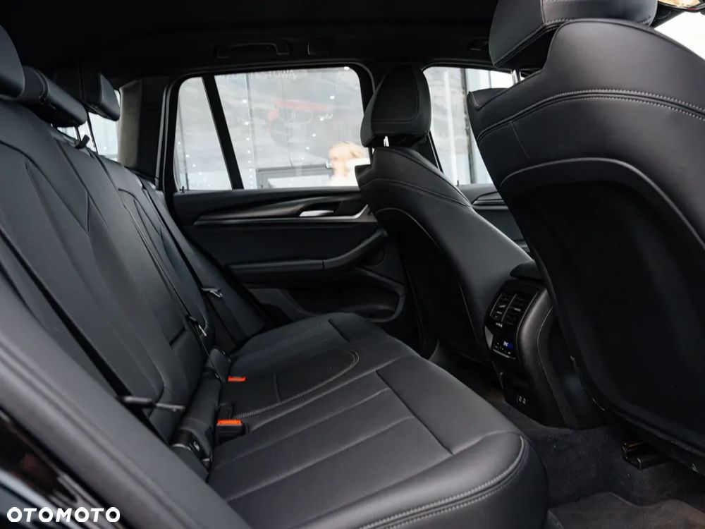 BMW X3 xDrive20d - 8