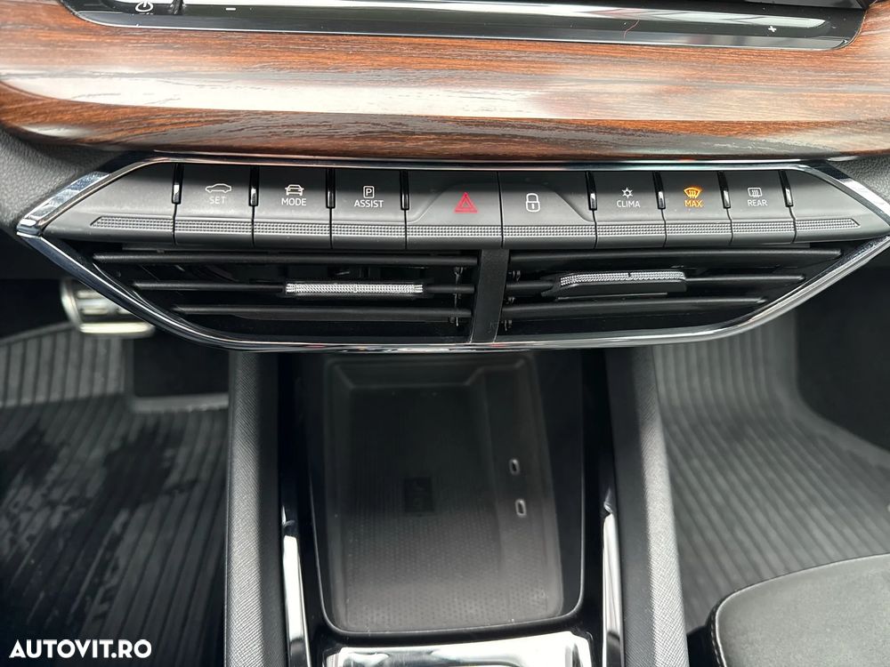 Skoda Octavia 2.0 TDI DSG 4X4 Scout - 20