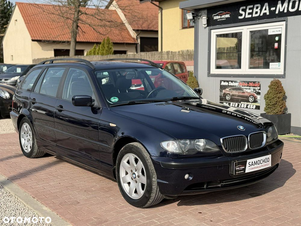 BMW Seria 3 318i - 4