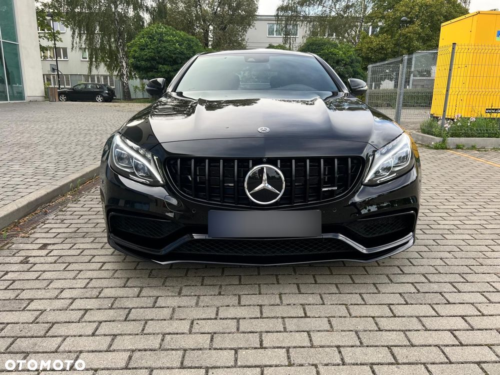 Mercedes-Benz Klasa C AMG 63 S - 14