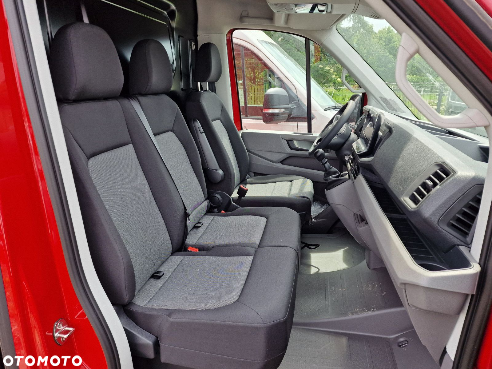 Volkswagen Crafter 35 Furgon 2.0 TDI - 18