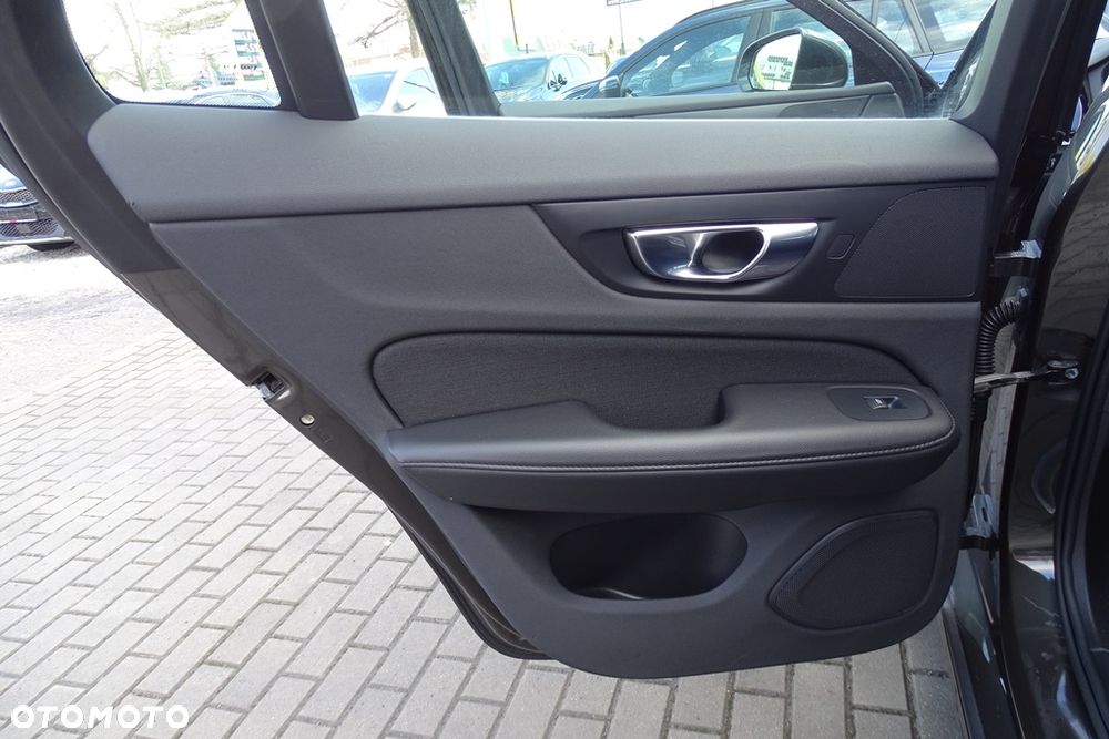 Volvo V60 D3 Geartronic Momentum - 18