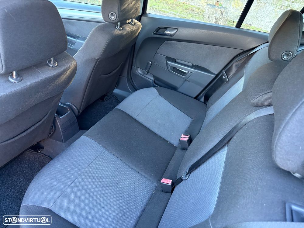 Opel Astra 1.7 CDTi Cosmo M5 - 8