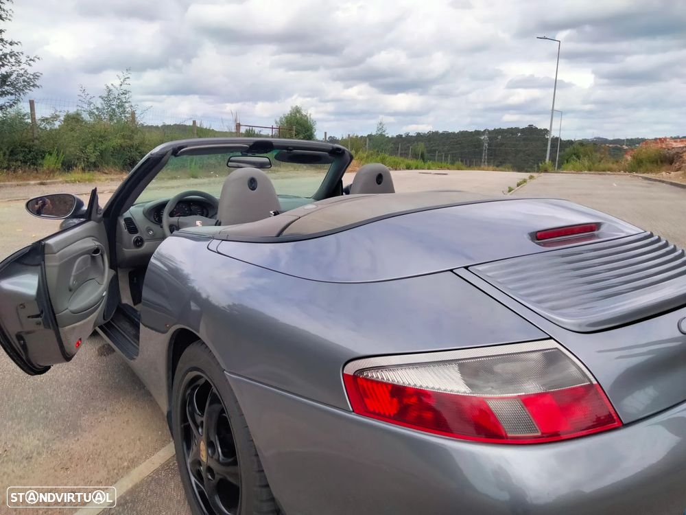 Porsche 911 Série F - 22