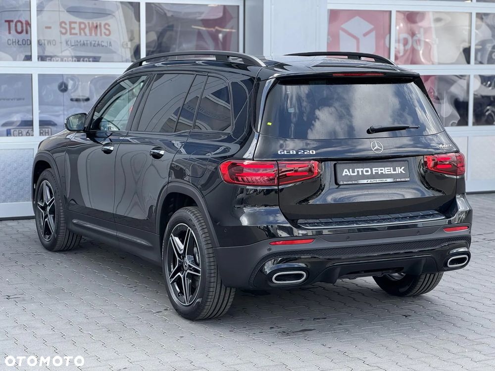 Mercedes-Benz GLB 220 4Matic 8G-DCT AMG Line Advanced Plus - 11