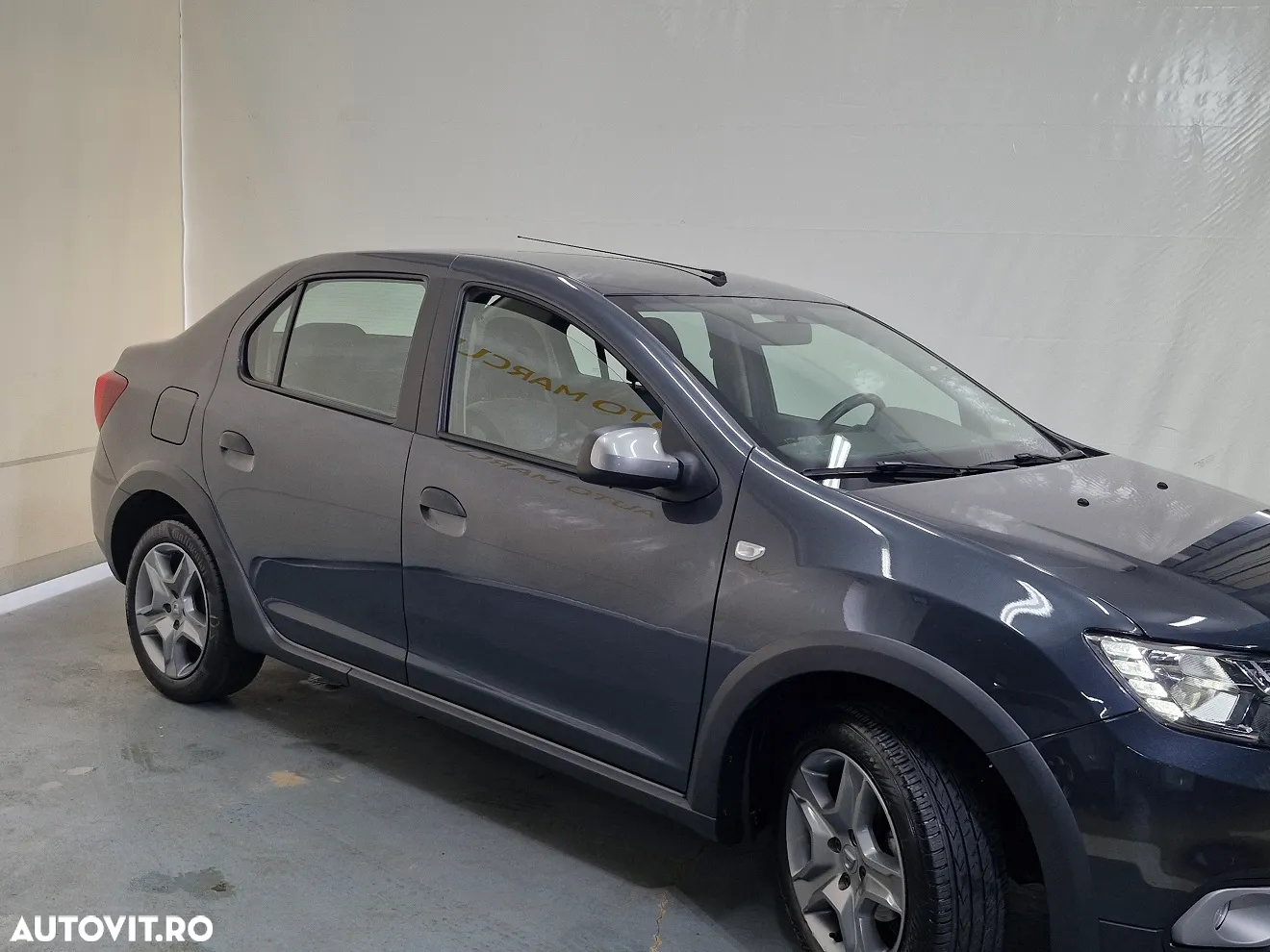 Dacia Logan Stepway 0.9 TCe - 12