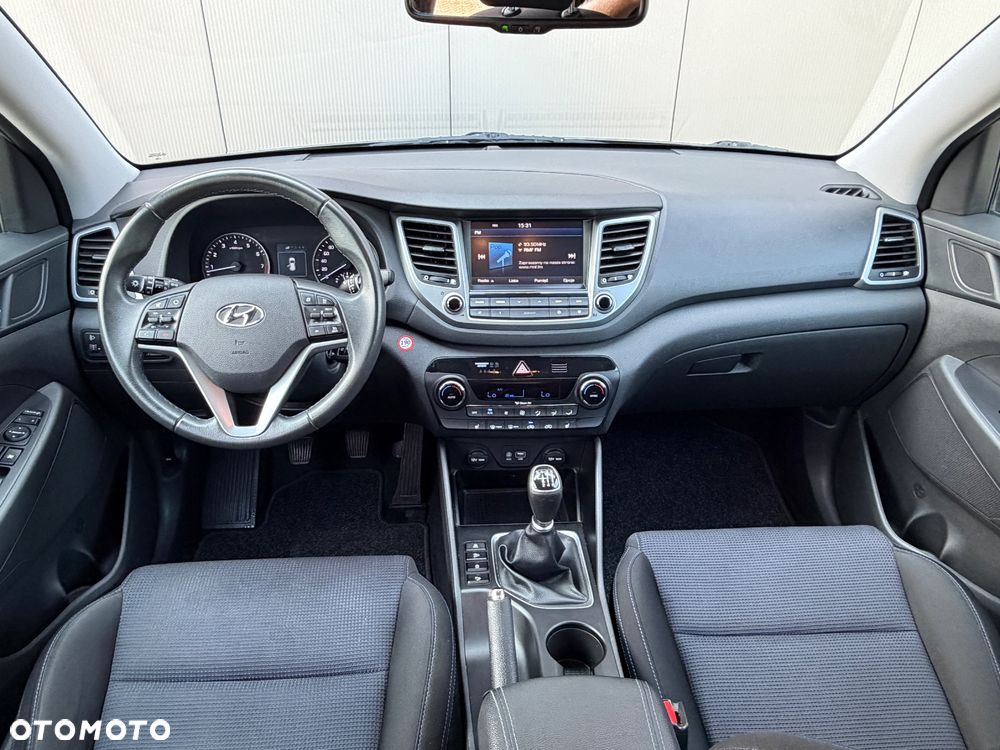 Hyundai Tucson 1.6 GDI BlueDrive Style 2WD - 17