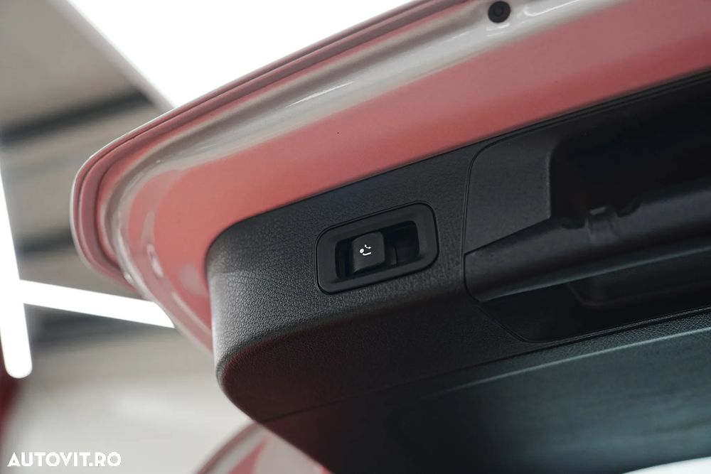 Mercedes-Benz GLB 220 d 4MATIC 8G-DCT Progressive Advanced - 36