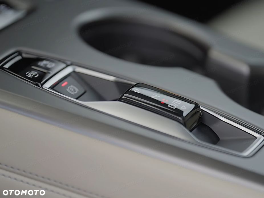 Audi Q4 e-tron - 14