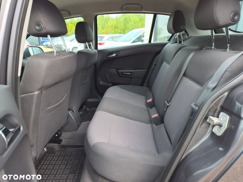 Opel Astra 1.4 Selection - 8