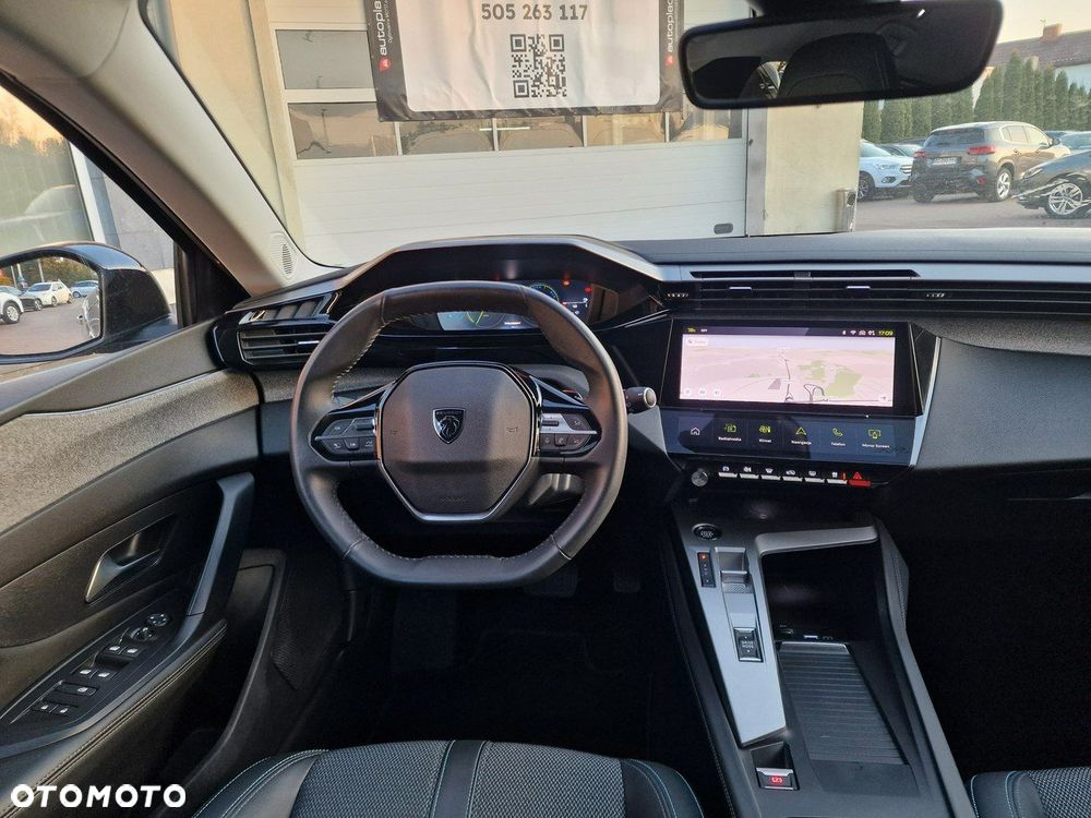 Peugeot 308 1.6 Hybrid PHEV Allure EAT8 - 17