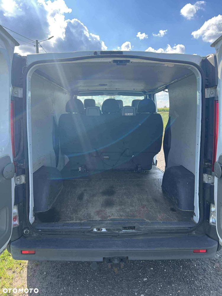 Renault Trafic 2.0 dCi 115 FAP Combi L2H1 - 12