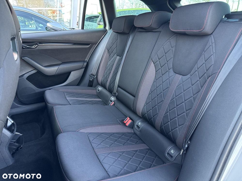 Skoda Octavia 2.0 TDI RS DSG - 13