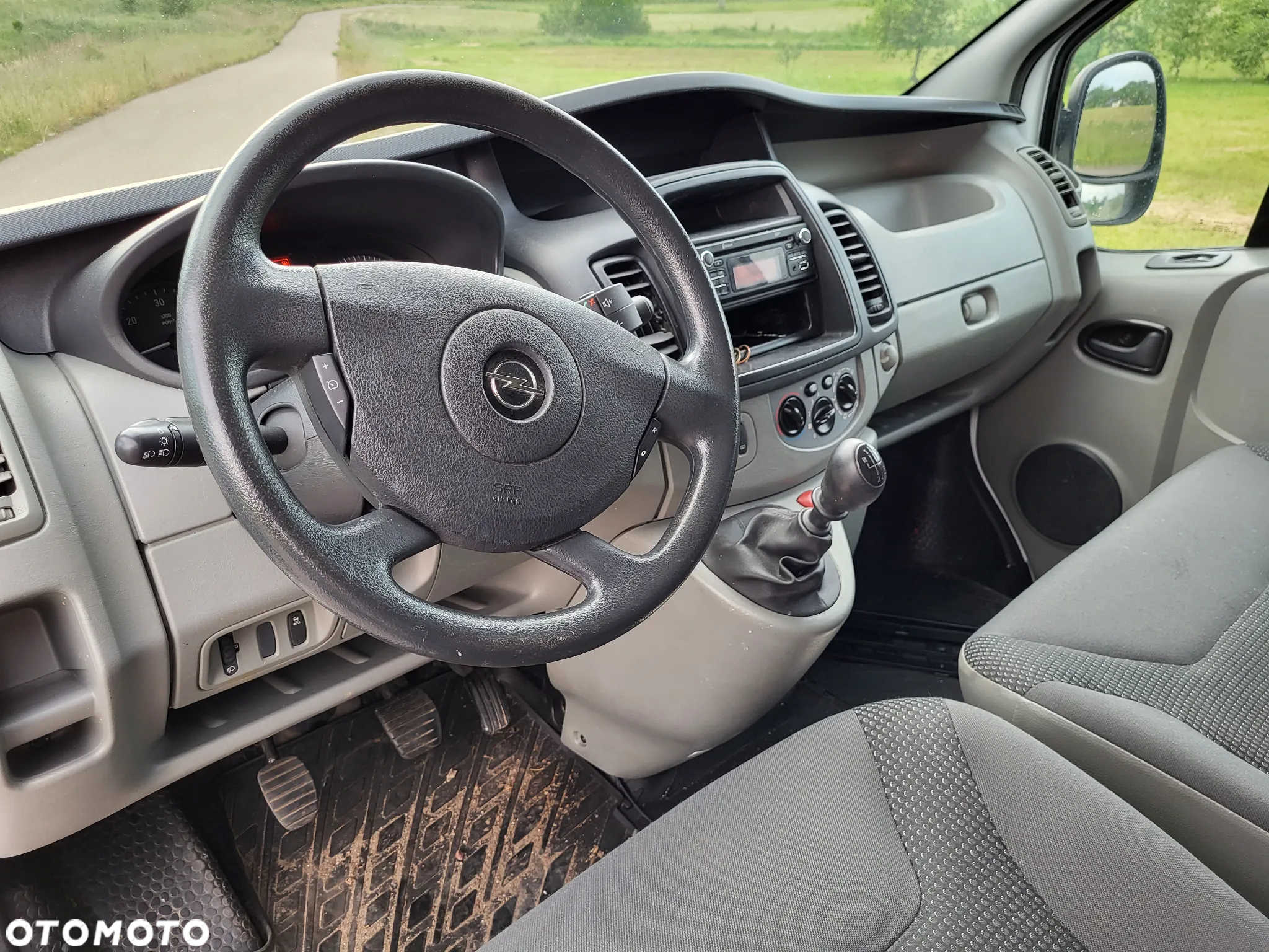 Opel VIVARO - 10