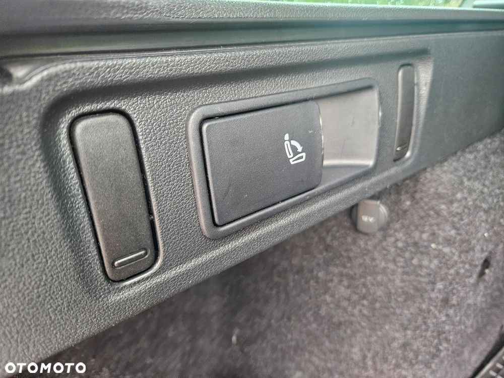 Skoda Octavia 2.0 TDI Ambition DSG - 18