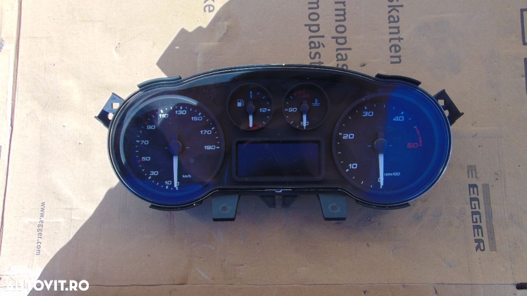 Ceasuri bord Iveco daily 2014-2022 instrumentar bord ceasuri iveco dezmembrez - 1