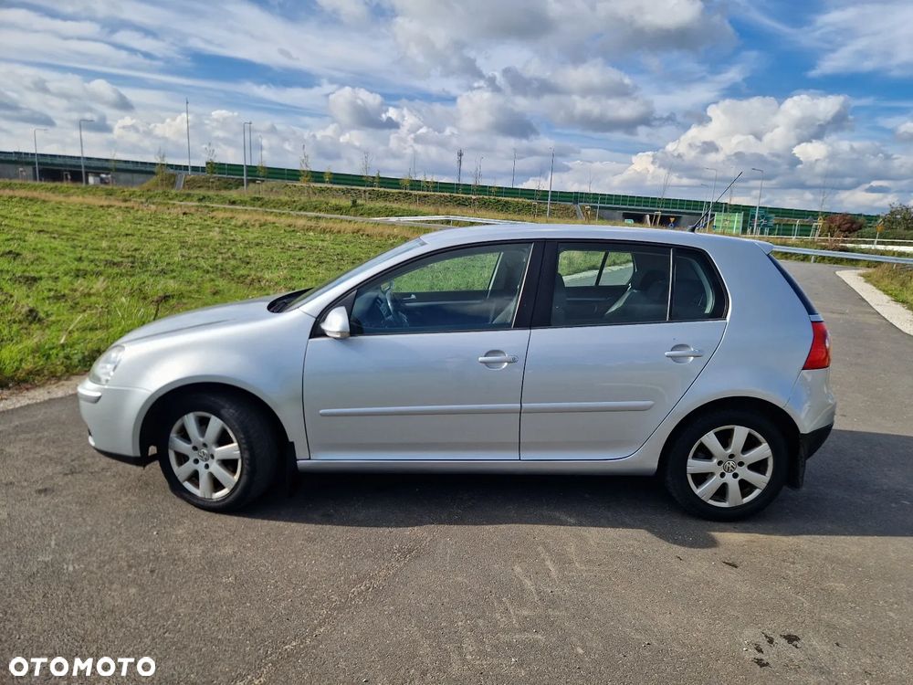 Volkswagen Golf V 1.6 Trendline - 5