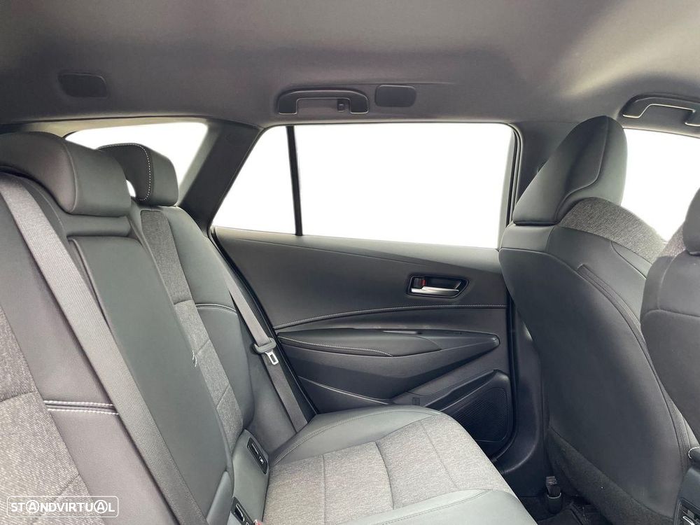 Toyota Corolla Touring Sports - 7
