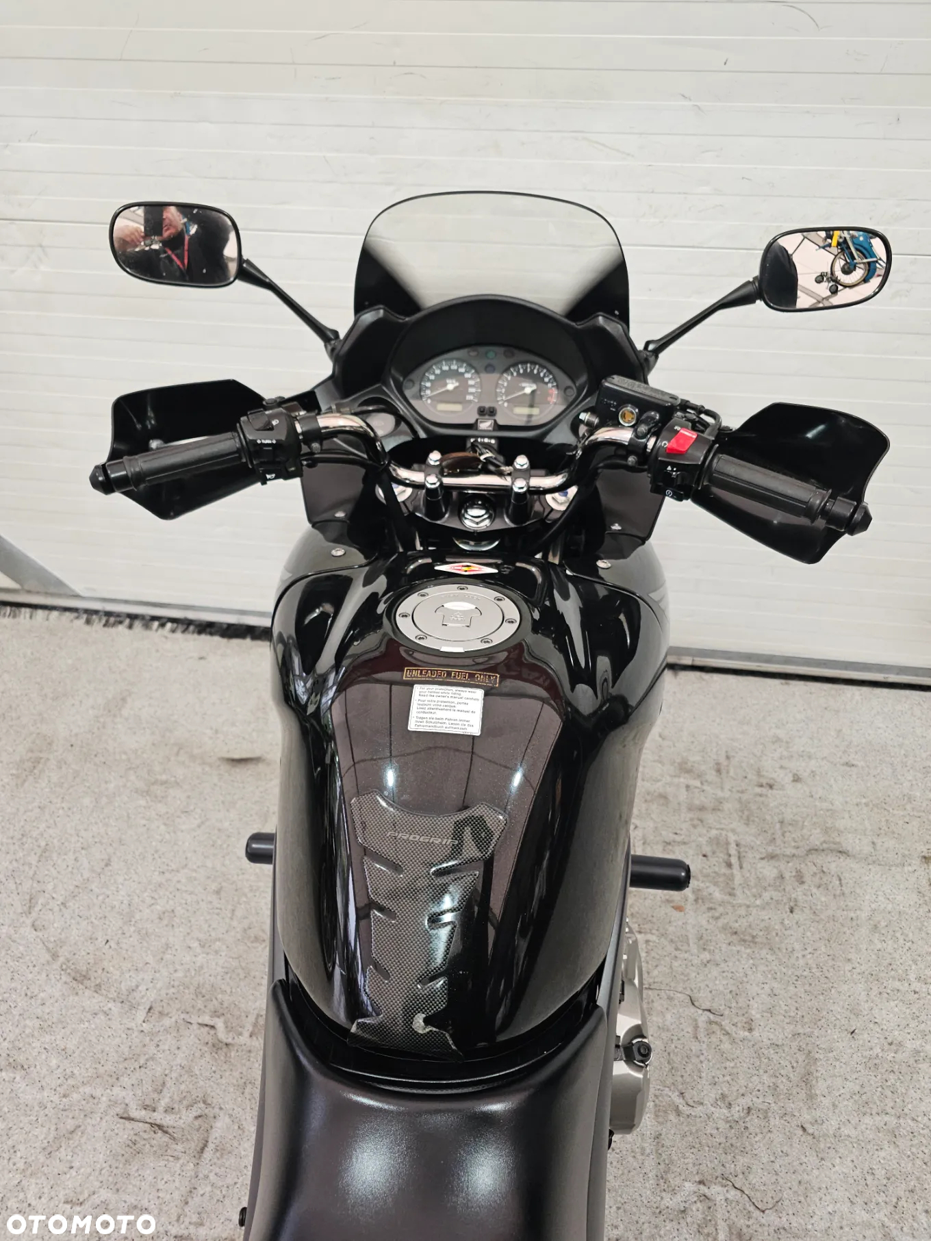 Honda CBF - 32