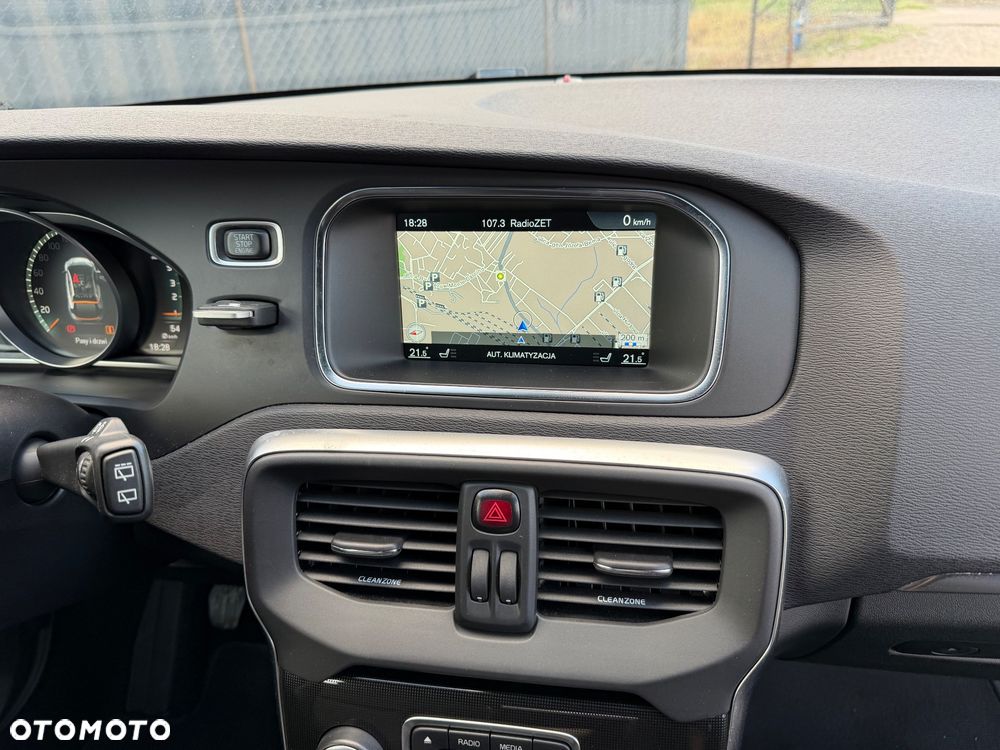 Volvo V40 D3 Momentum - 13