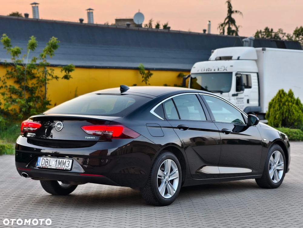 Opel Insignia 2.0 CDTI Cosmo S&S - 4