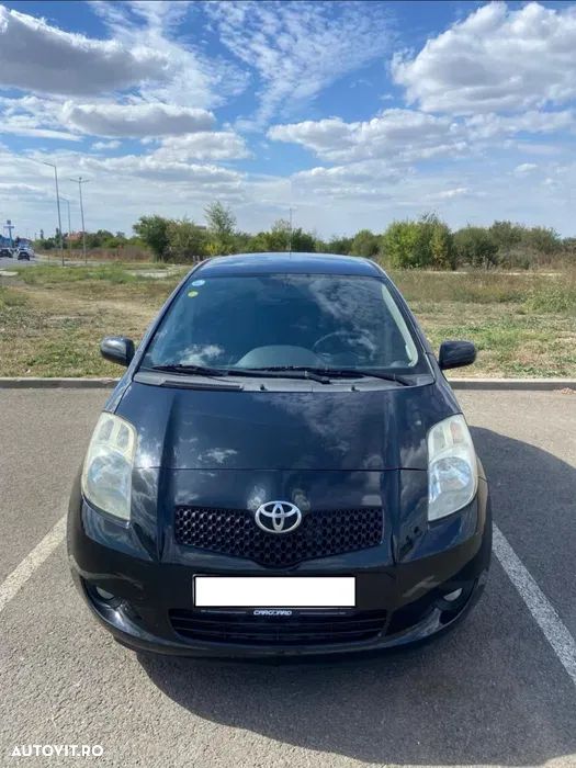Toyota Yaris - 8